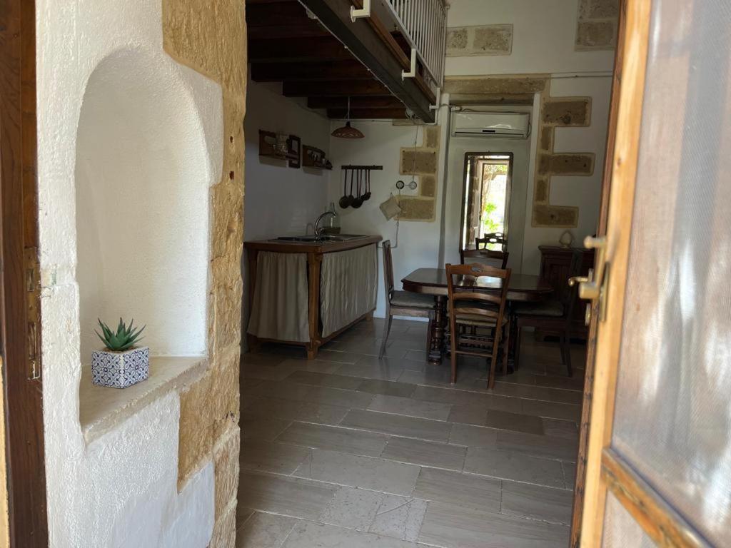 Masseria Gatto Bianco Provenzani Casalabate Exterior photo